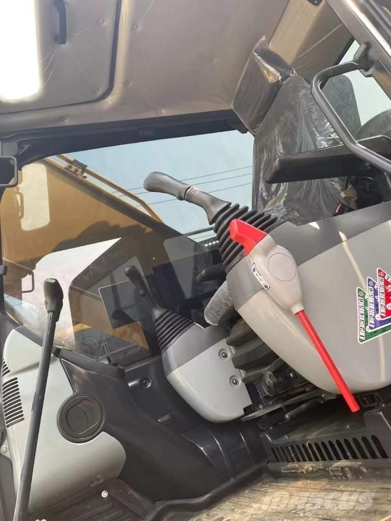 Komatsu PC 200 8N Kāpurķēžu ekskavatori