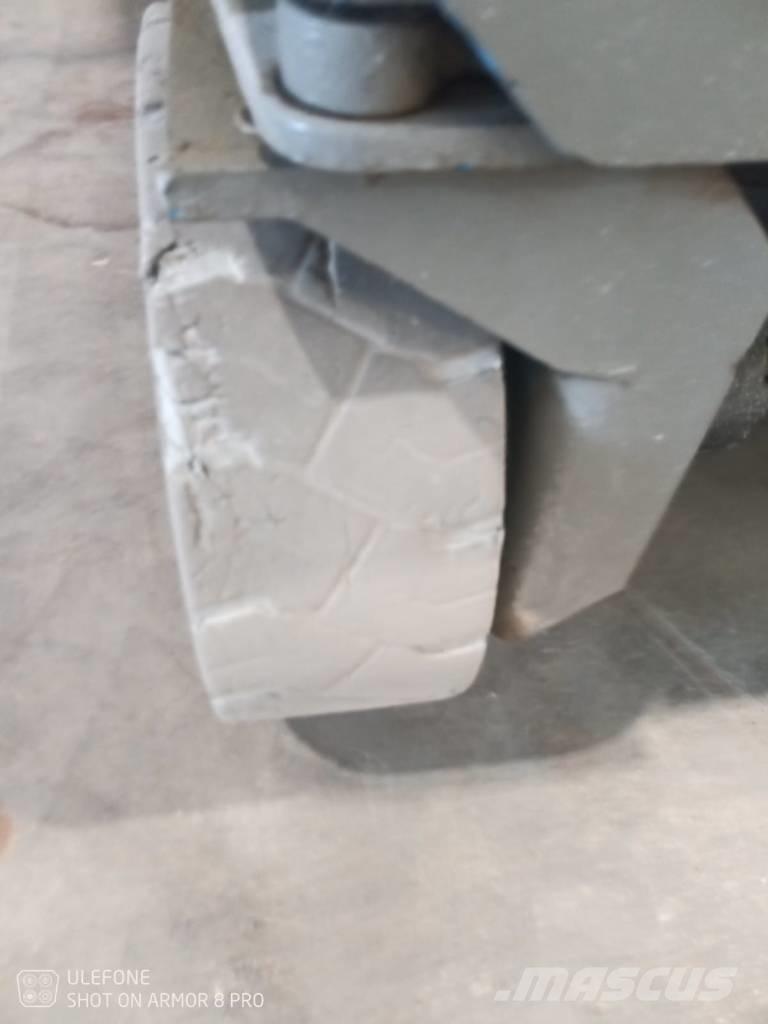 Genie GS 2032 Šķerveida pacēlāji