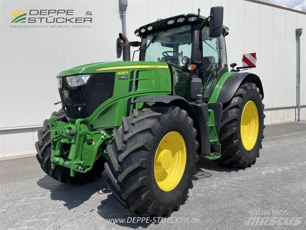 John Deere 6250R Traktori