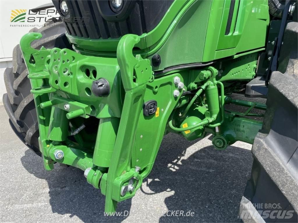 John Deere 6250R Traktori