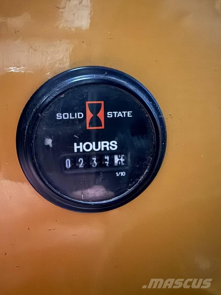 Vermeer SC362 Koku stumbru frēze