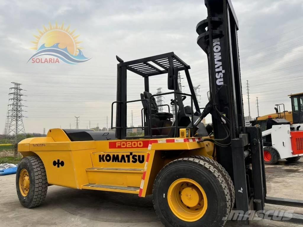 Komatsu FD 200 Tehnika ar dīzeļa dzinēju