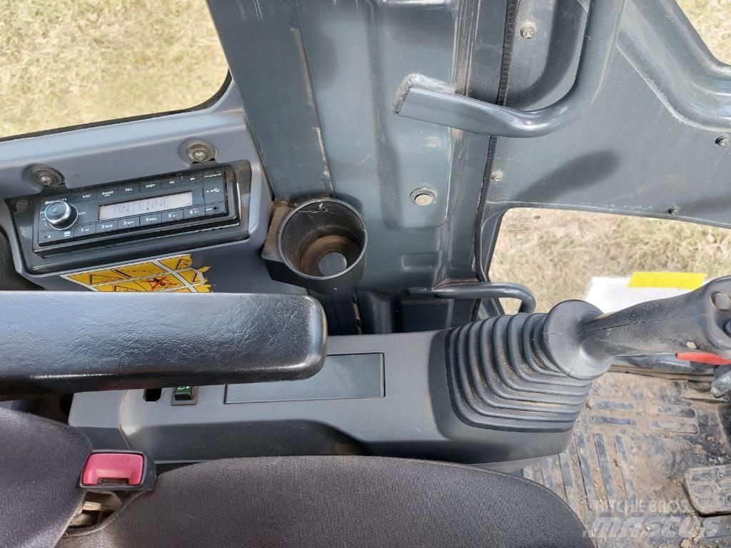 Komatsu PW 118 MR -8 Ekskavatori uz riteņiem