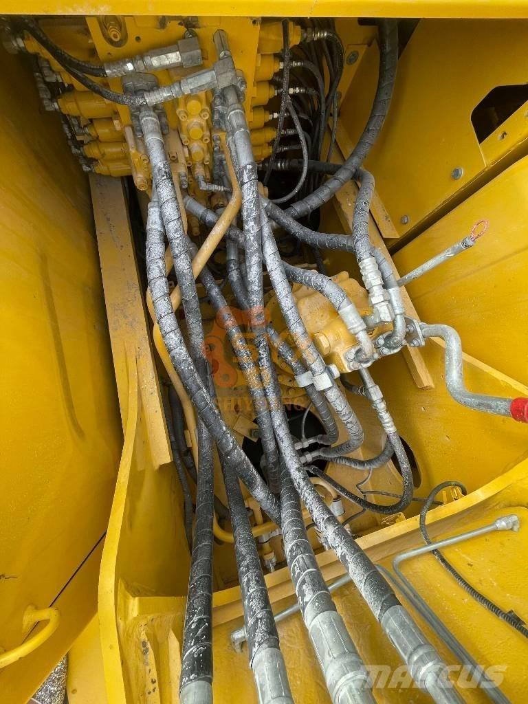 Komatsu PC 200-8 Kāpurķēžu ekskavatori
