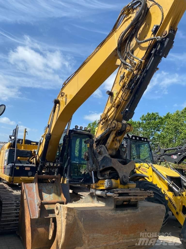 CAT 323 EL Kāpurķēžu ekskavatori
