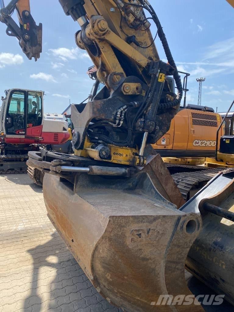 CAT 323 EL Kāpurķēžu ekskavatori