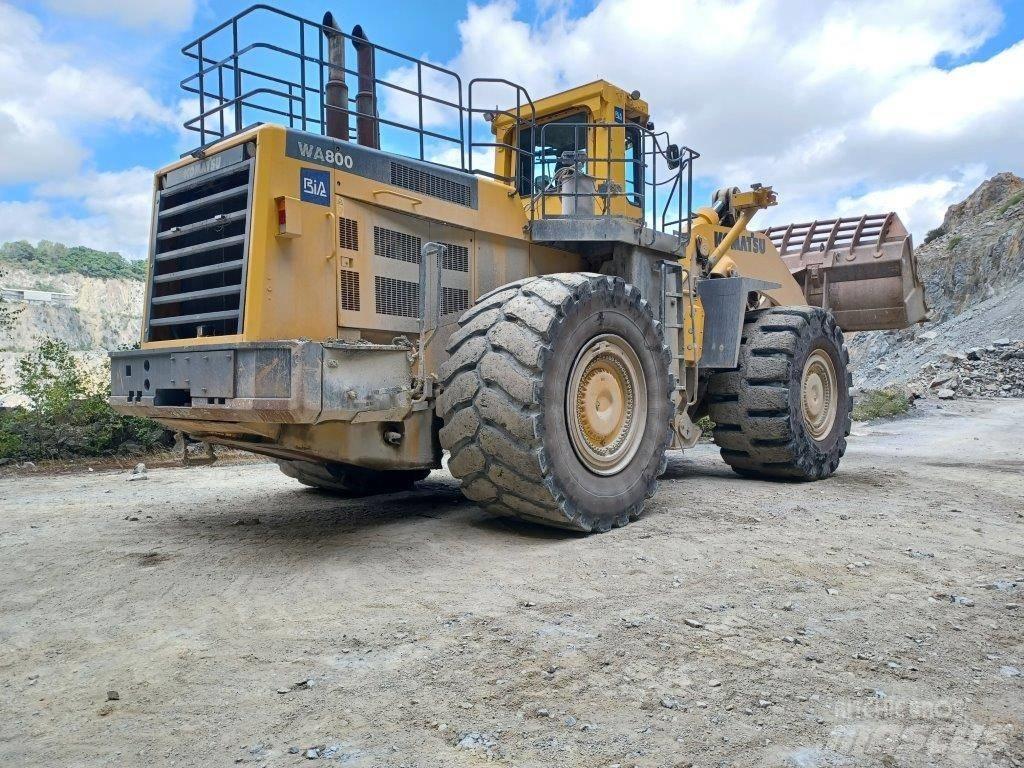 Komatsu WA800-3 Iekrāvēji uz riteņiem