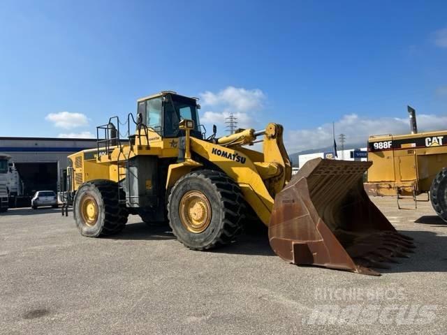 Komatsu WA 600-6 Iekrāvēji uz riteņiem