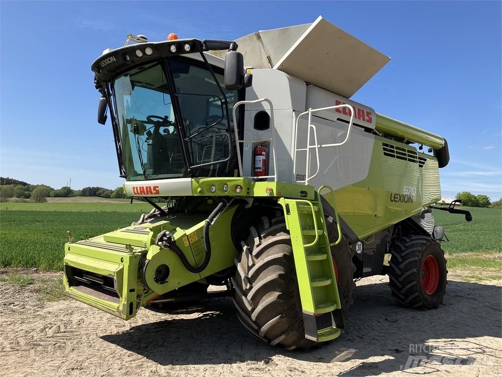 CLAAS Lexion 670 Ražas novākšanas kombaini