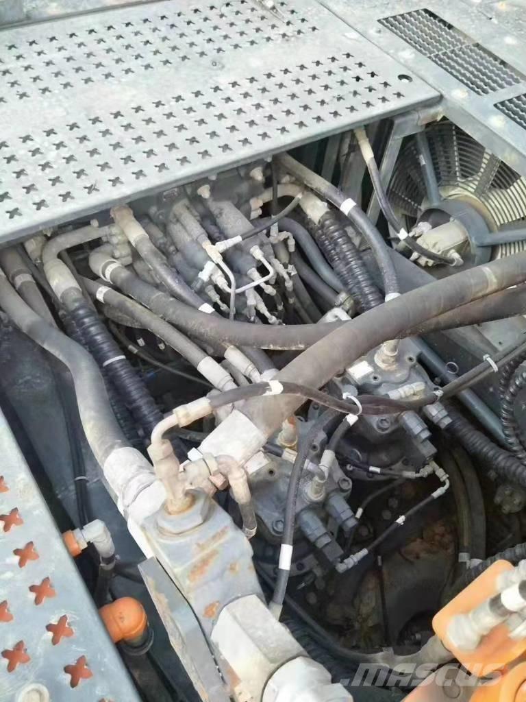 Doosan DX 530 LC-5 Kāpurķēžu ekskavatori