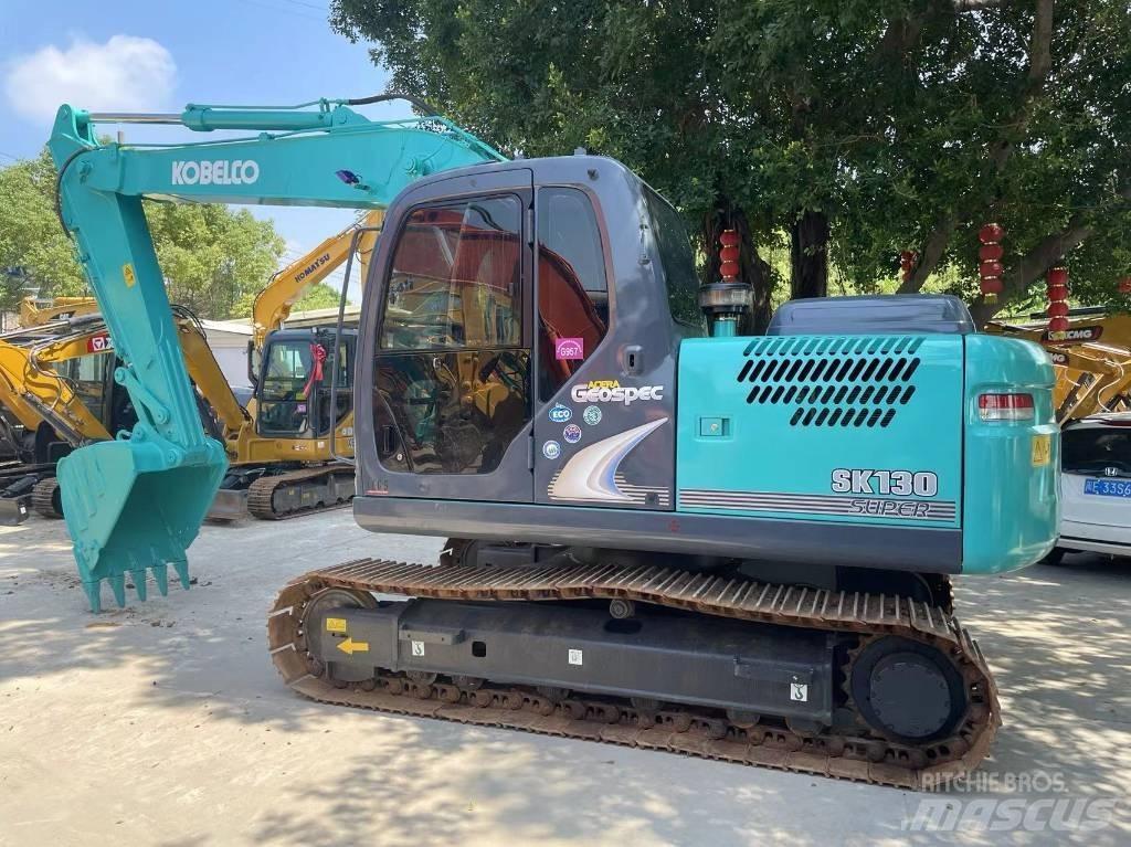 Kobelco SK130-8 Vidēja lieluma ekskavatori 7 t - 12 t