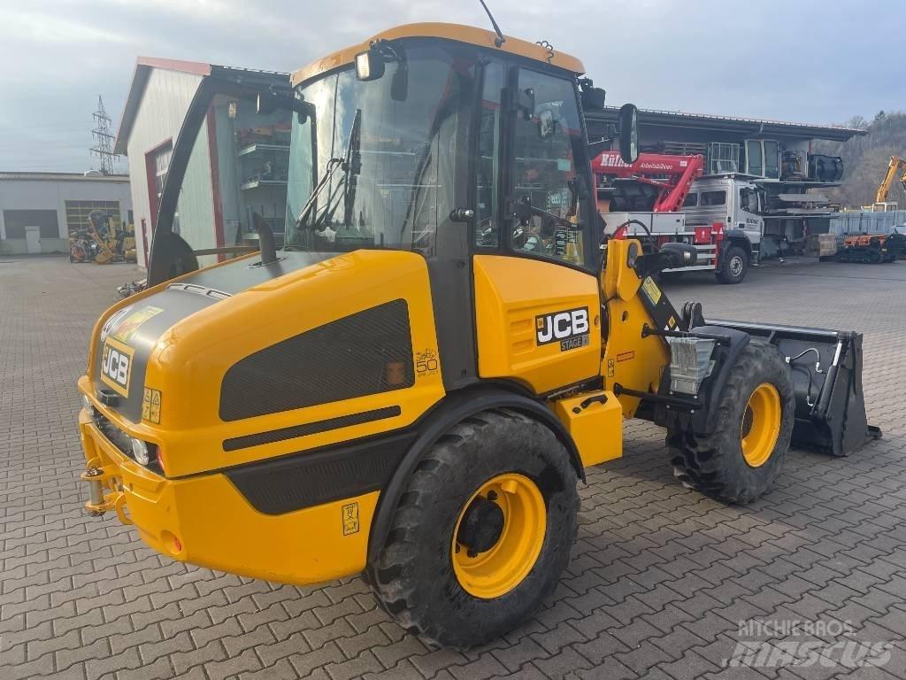 JCB 407 Iekrāvēji uz riteņiem