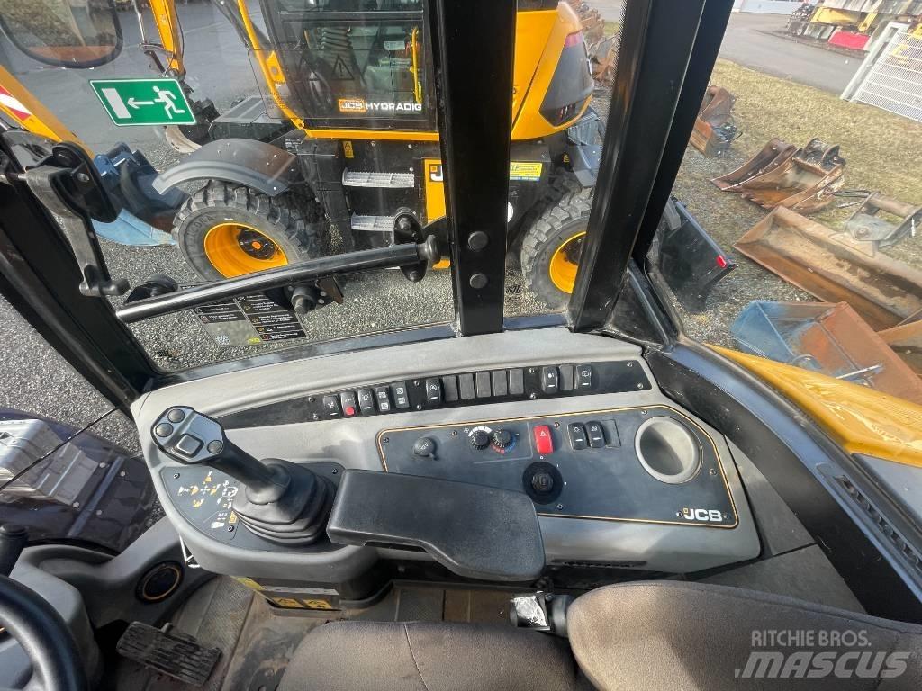 JCB 407 Iekrāvēji uz riteņiem