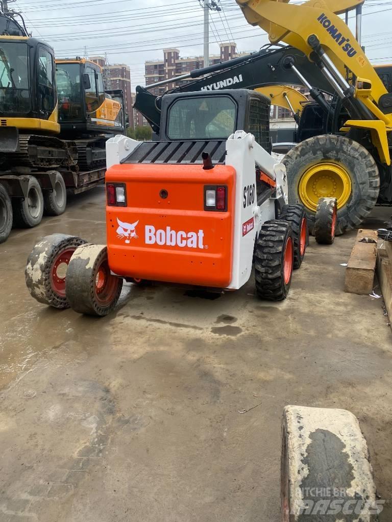Bobcat S160 Lietoti riteņu kompaktiekrāvēji