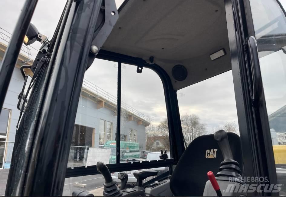 CAT 301.7 D Mini ekskavatori < 7 t