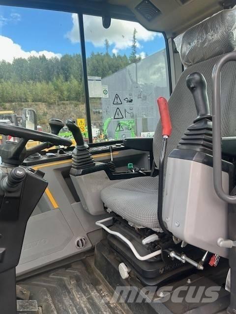 Volvo EW 60 E Ekskavatori uz riteņiem