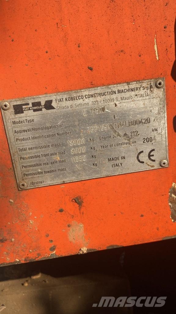 Fiat-Kobelco E 175 W Ekskavatori uz riteņiem