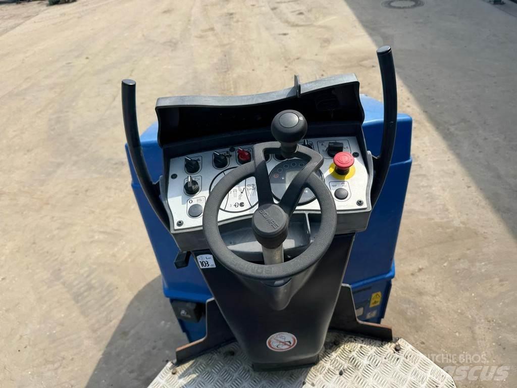 Bomag BW 100 AD-5 Divvalču grunts veltņi