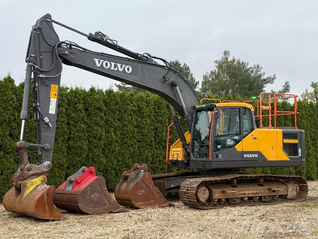 Volvo EC 220 EL Kāpurķēžu ekskavatori