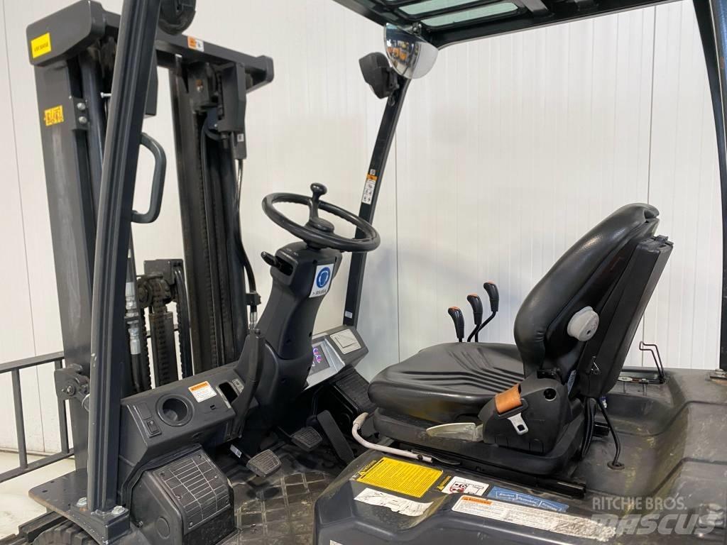 Doosan G25N-7 LPG tehnika
