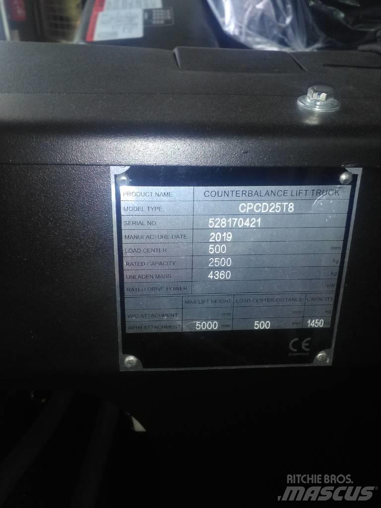  MB CPCD25T8-S4S Tehnika ar dīzeļa dzinēju