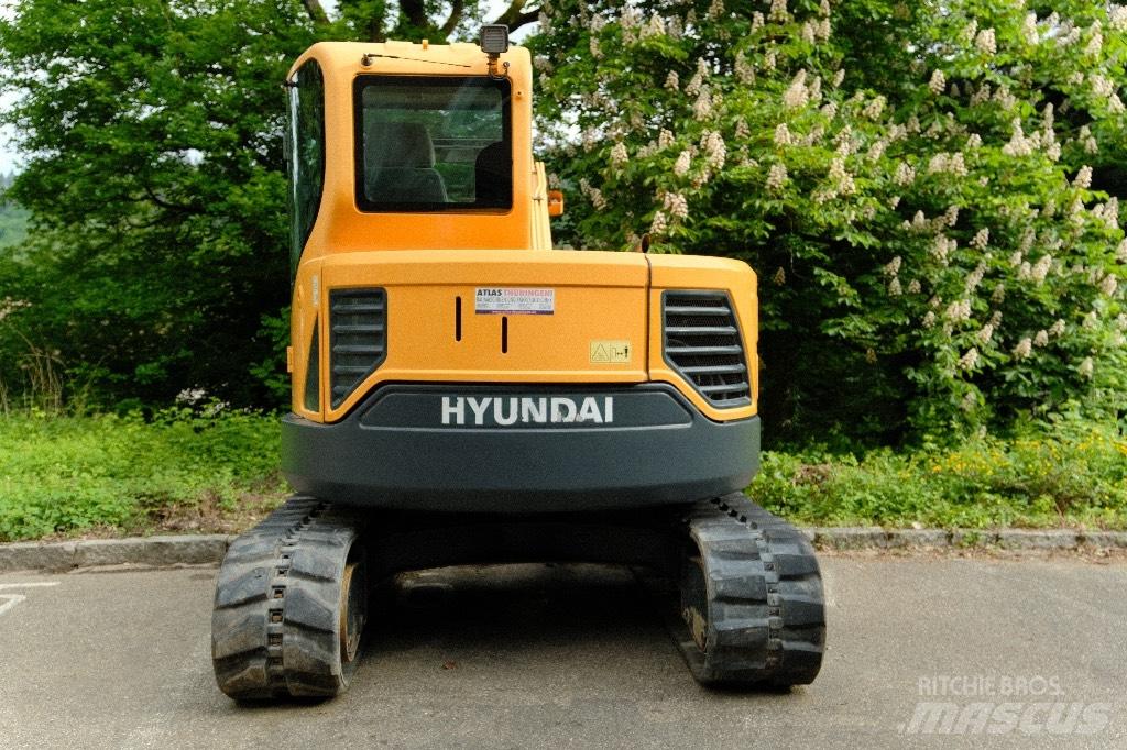 Hyundai R80CR-9 Vidēja lieluma ekskavatori 7 t - 12 t