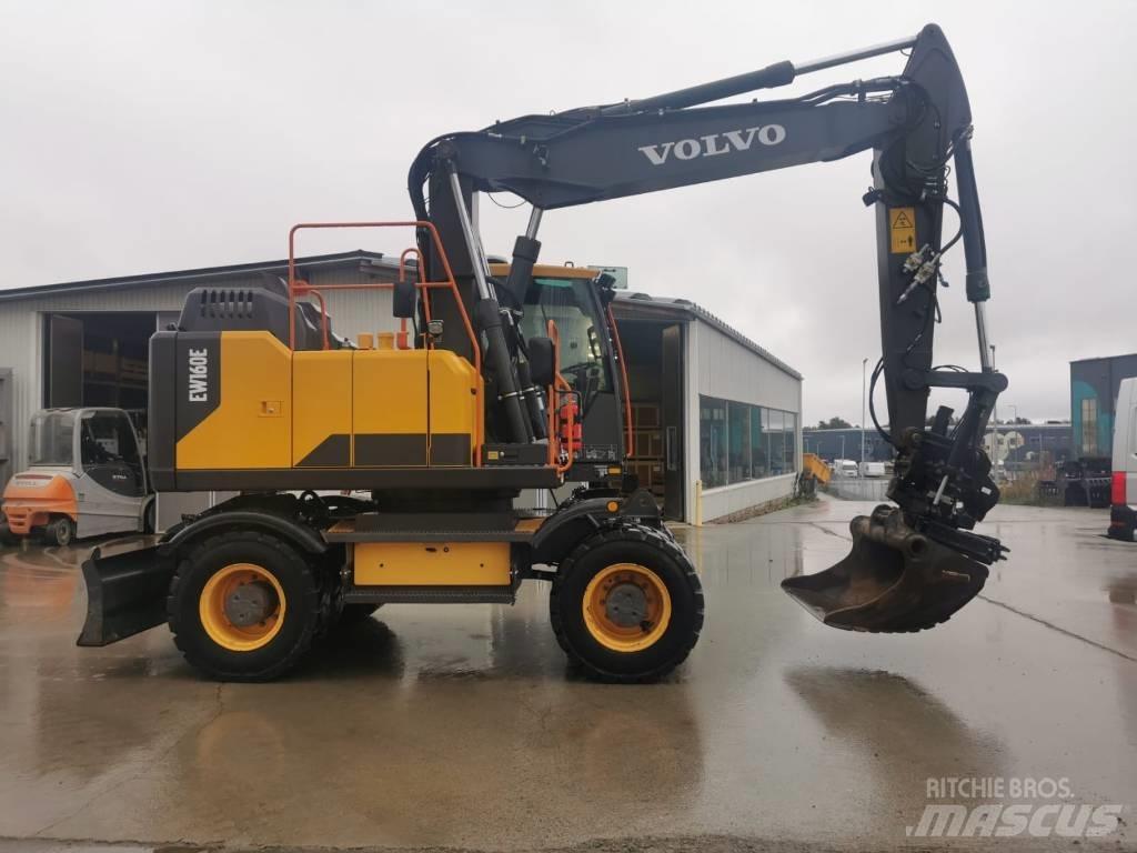 Volvo EW160E Ekskavatori uz riteņiem