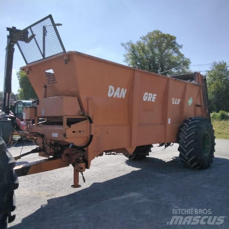 Dangreville EV 10 B1 Mēslojuma izkliedētājs