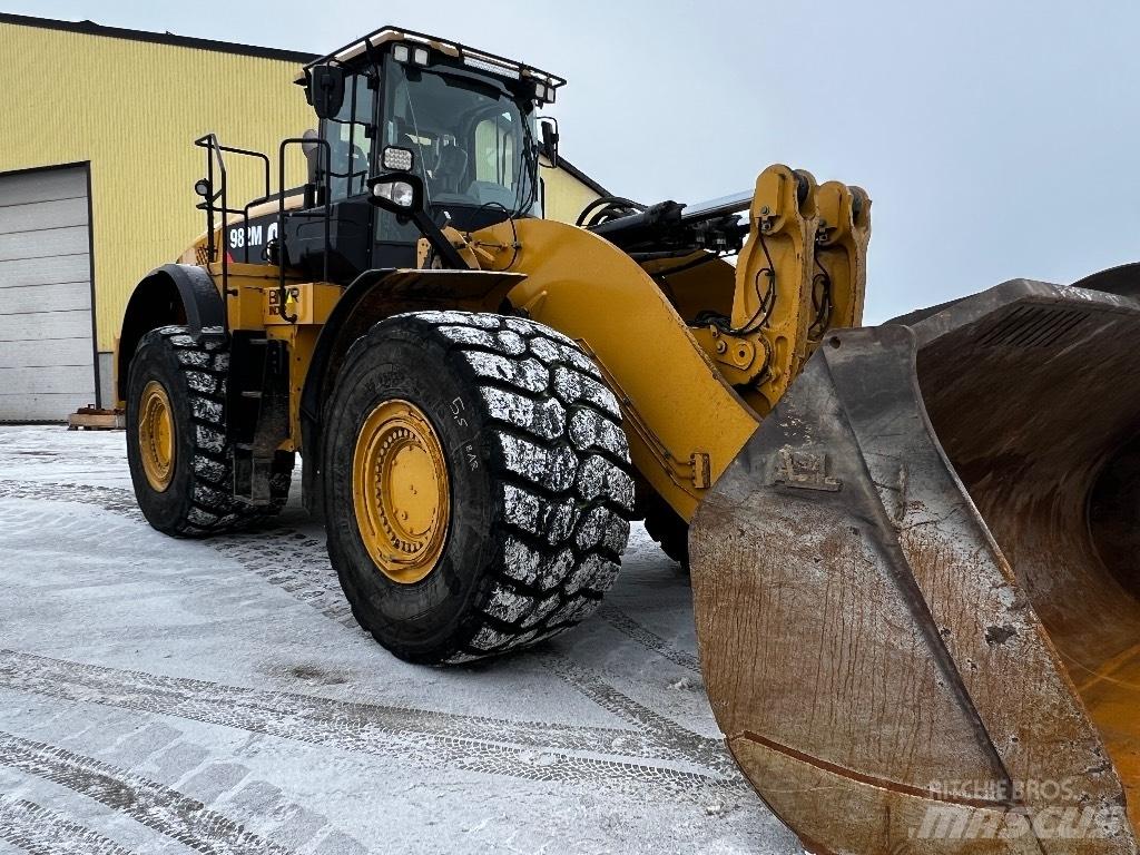 CAT 982 M Iekrāvēji uz riteņiem