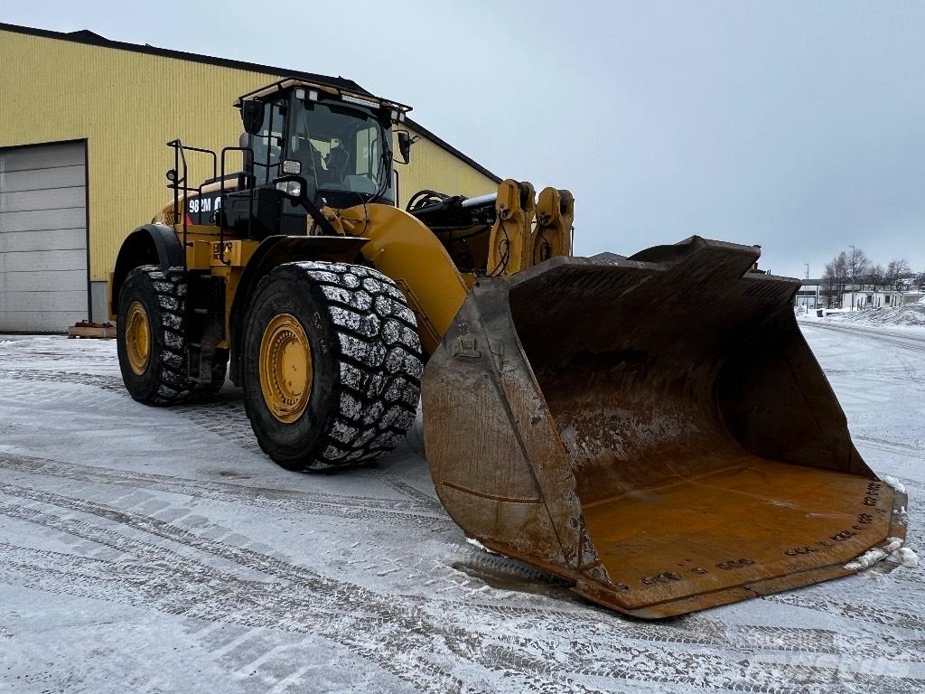 CAT 982 M Iekrāvēji uz riteņiem