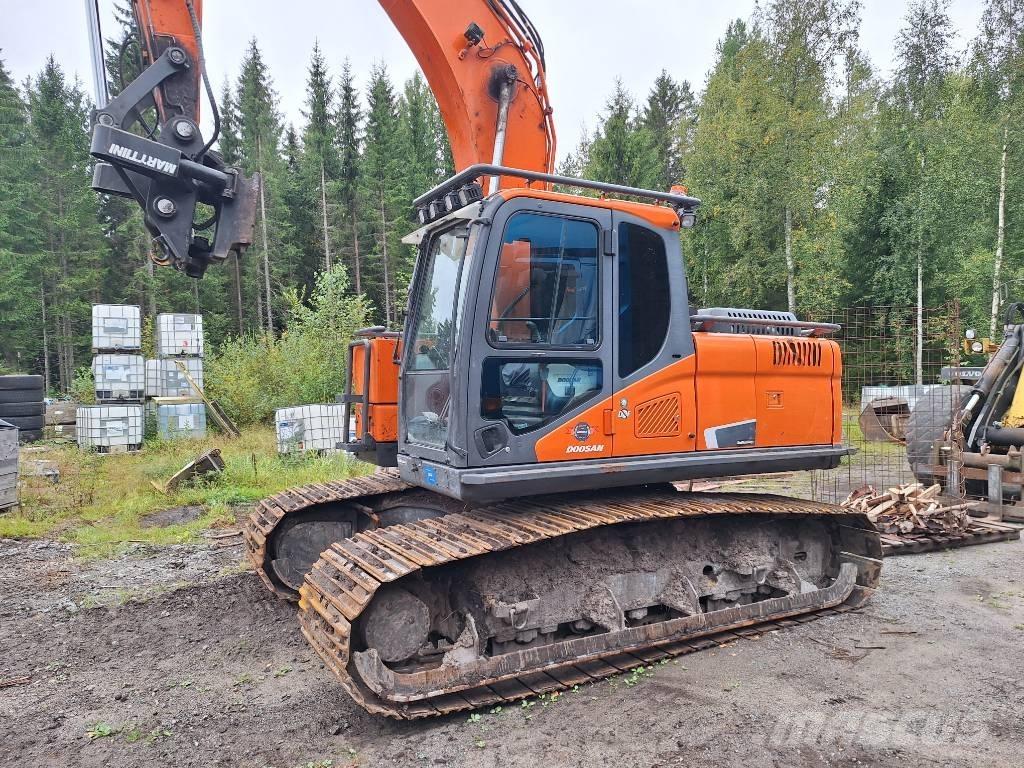 Doosan DX 180 -5 Kāpurķēžu ekskavatori