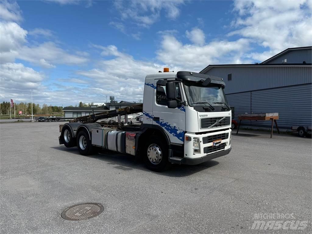 Volvo FM340 6x2 Kabeļu pacēlājs nomontējamām kravas mašīnām