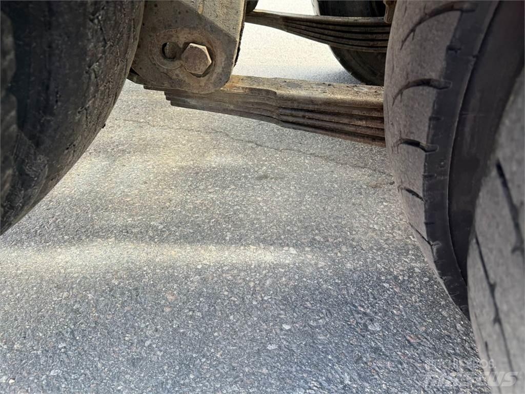 Volvo FM340 6x2 Kabeļu pacēlājs nomontējamām kravas mašīnām