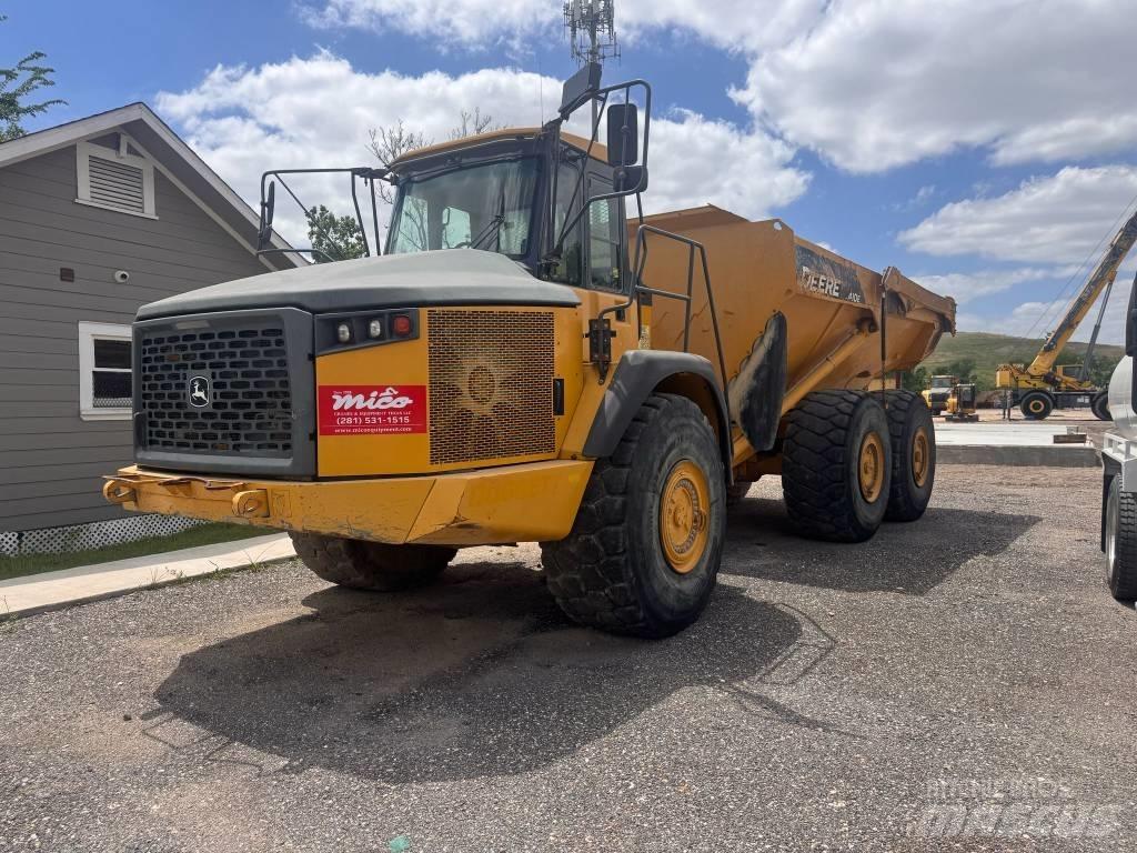 DEERE 410E Artikulētie pašizgāzēji