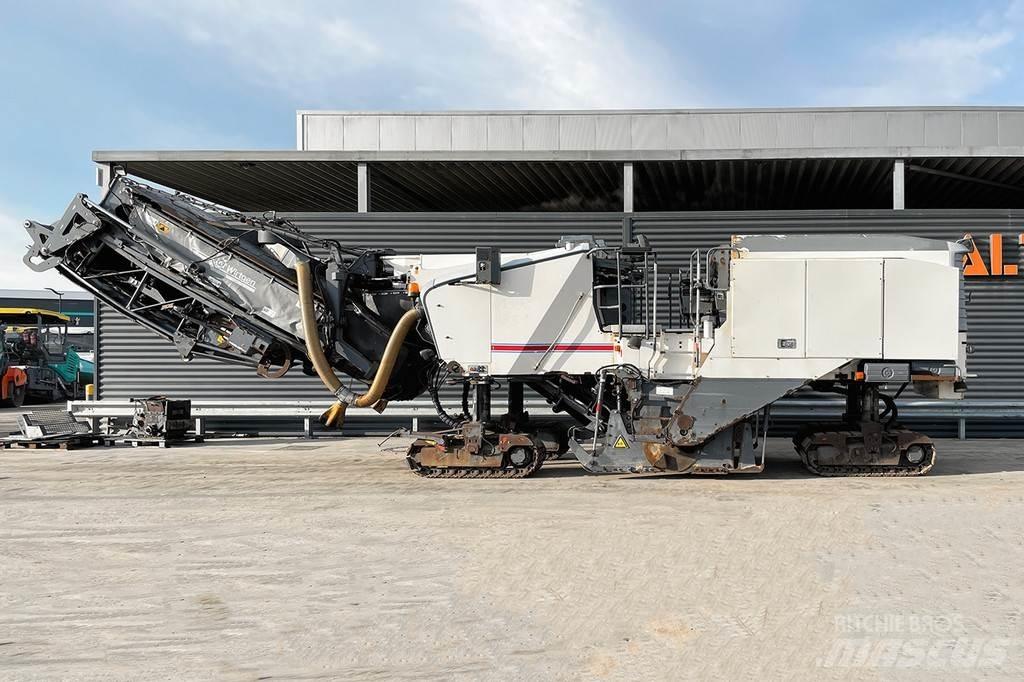 Wirtgen W 210 Asfalta dzesēšanas iekārtas