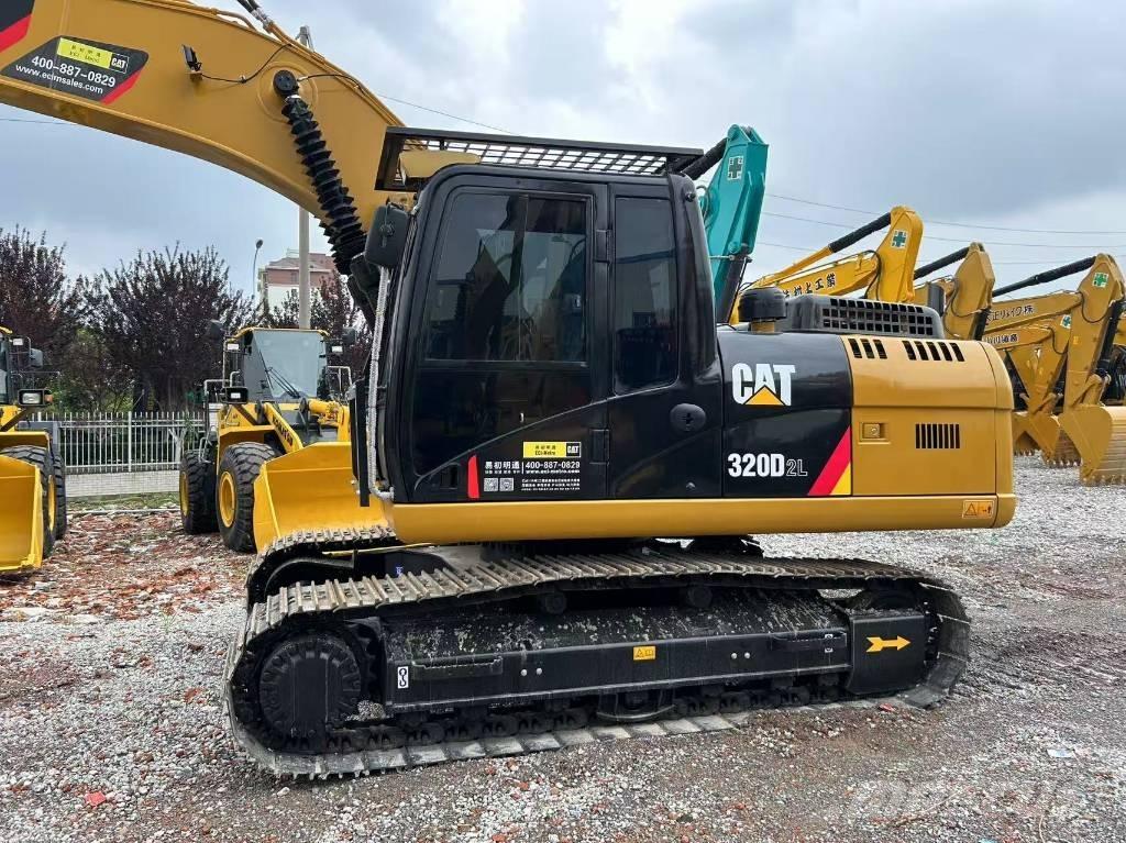CAT 320D2L Kāpurķēžu ekskavatori
