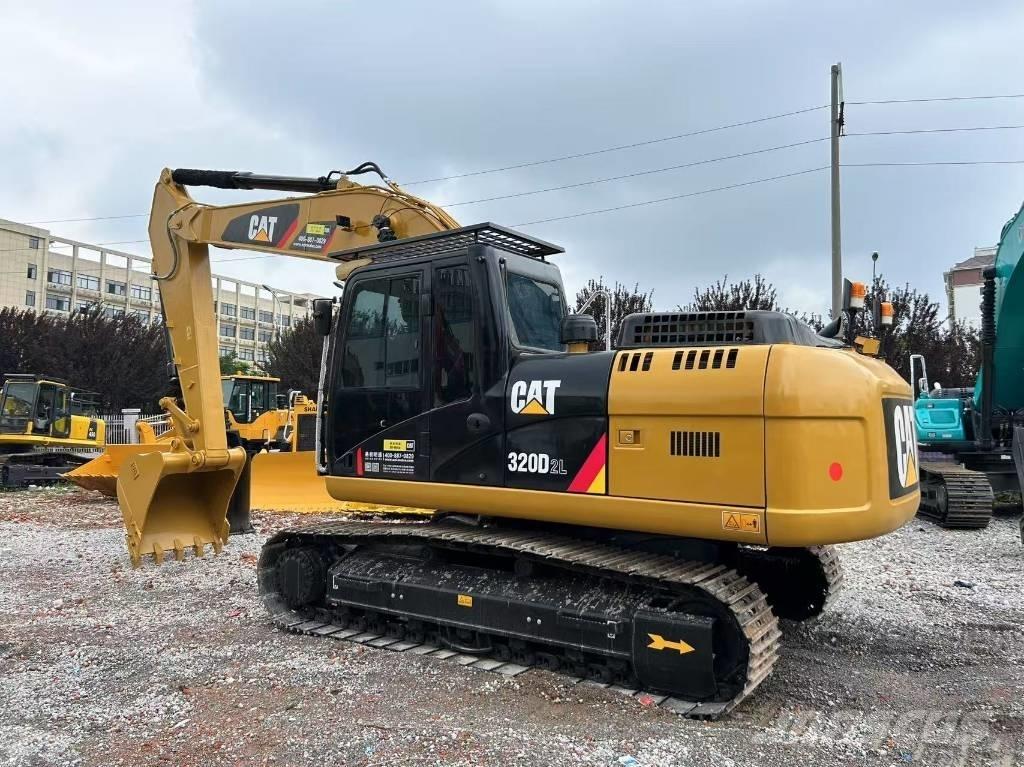 CAT 320D2L Kāpurķēžu ekskavatori