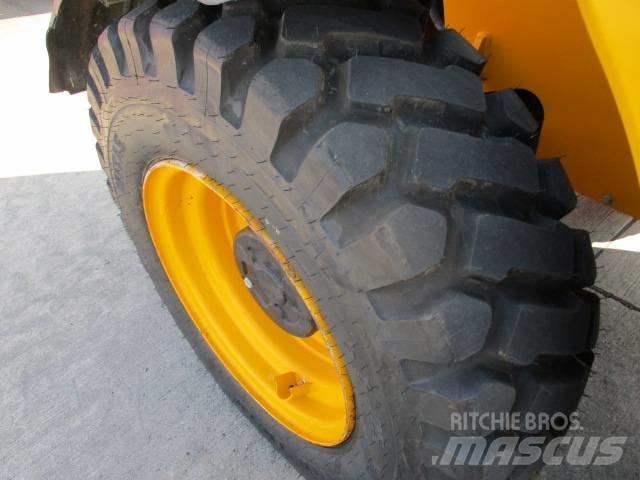 JCB 535-95 (646) Teleskopiskie manipulatori