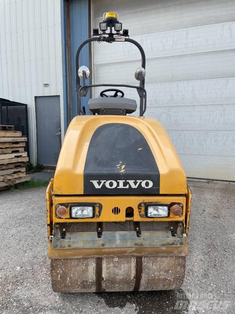 Volvo dd22 Divvalču grunts veltņi