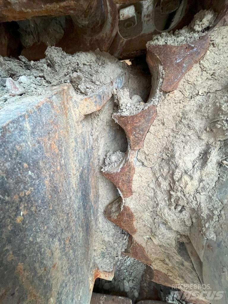 CAT 325 CL Kāpurķēžu ekskavatori
