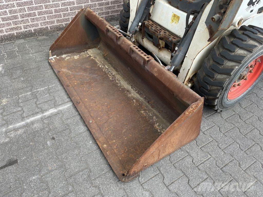 Bobcat S550 Lietoti riteņu kompaktiekrāvēji