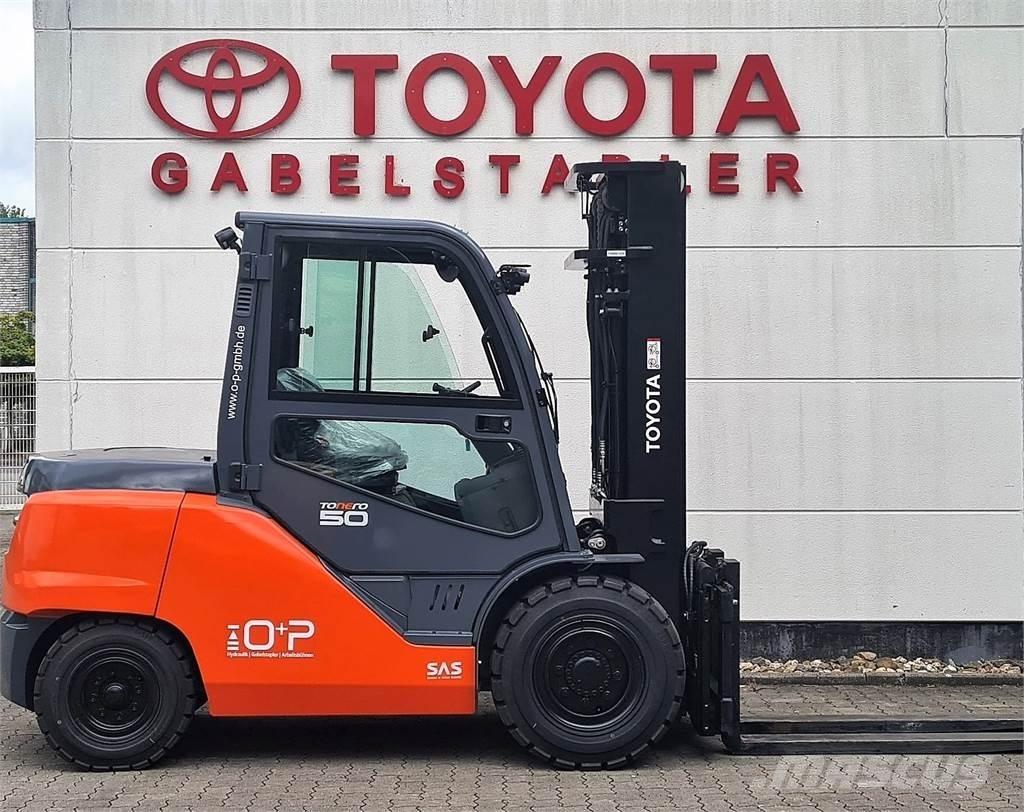 Toyota 40-8FD50N Tehnika ar dīzeļa dzinēju