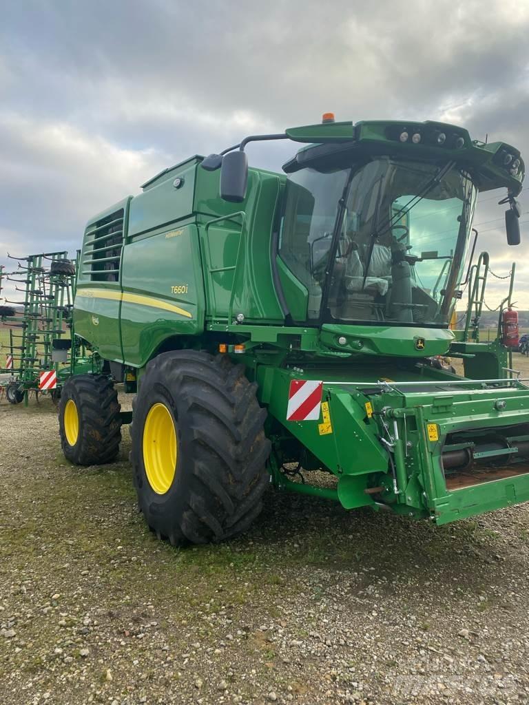 John Deere T 660 I Ražas novākšanas kombaini