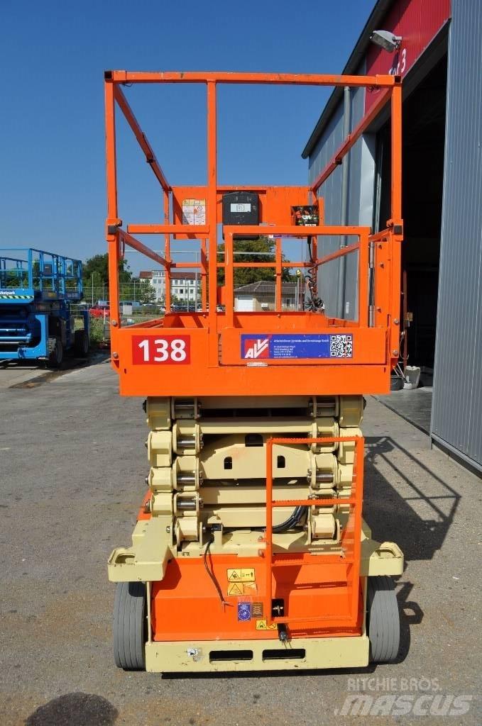 JLG 10 RS Šķerveida pacēlāji