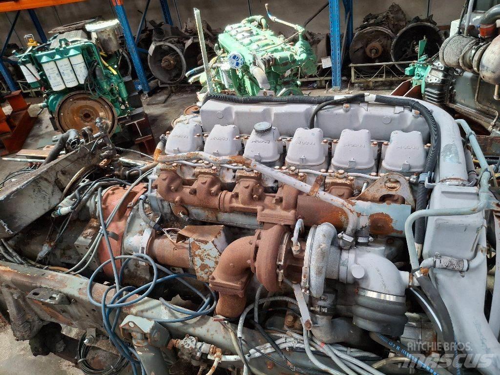 MAN D2566 MKF/280 Dzinēji