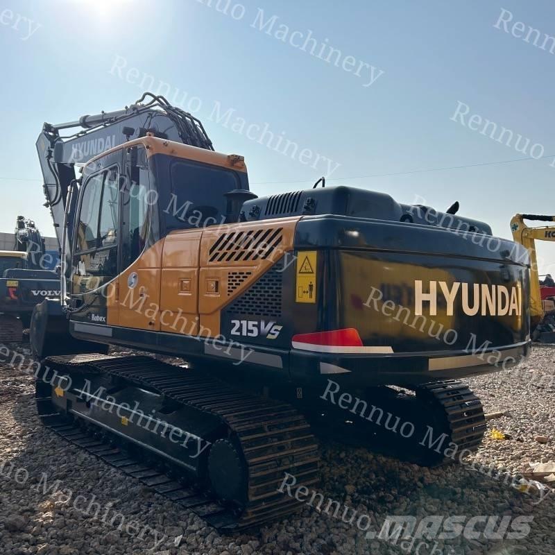 Hyundai 215 Kāpurķēžu ekskavatori