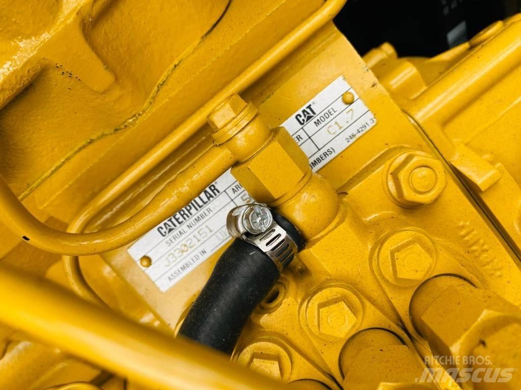 CAT CB 2.7 Divvalču grunts veltņi