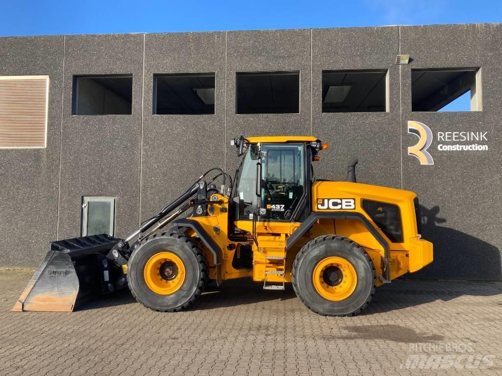 JCB 437 HT Iekrāvēji uz riteņiem
