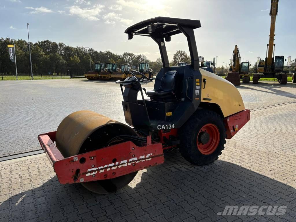 Dynapac CA 134 D Vienvalča grunts veltņi