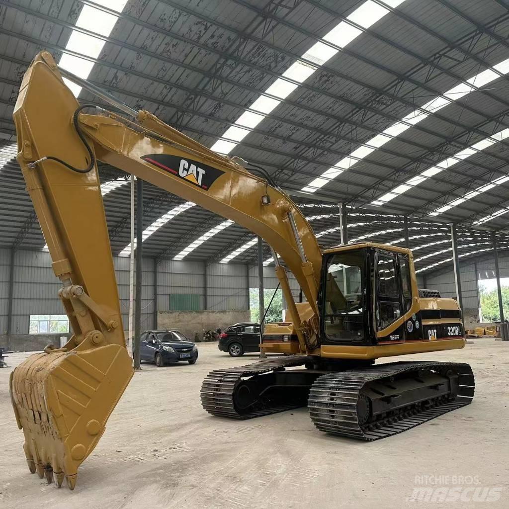 CAT 320B Kāpurķēžu ekskavatori